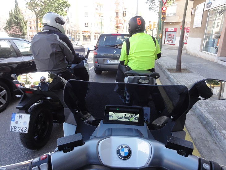 BMW C evolution - on the road in Palma